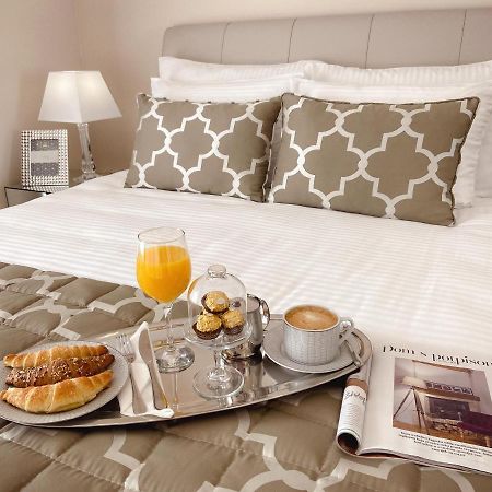 Tiffany Lux Apartment Требине Екстериор снимка