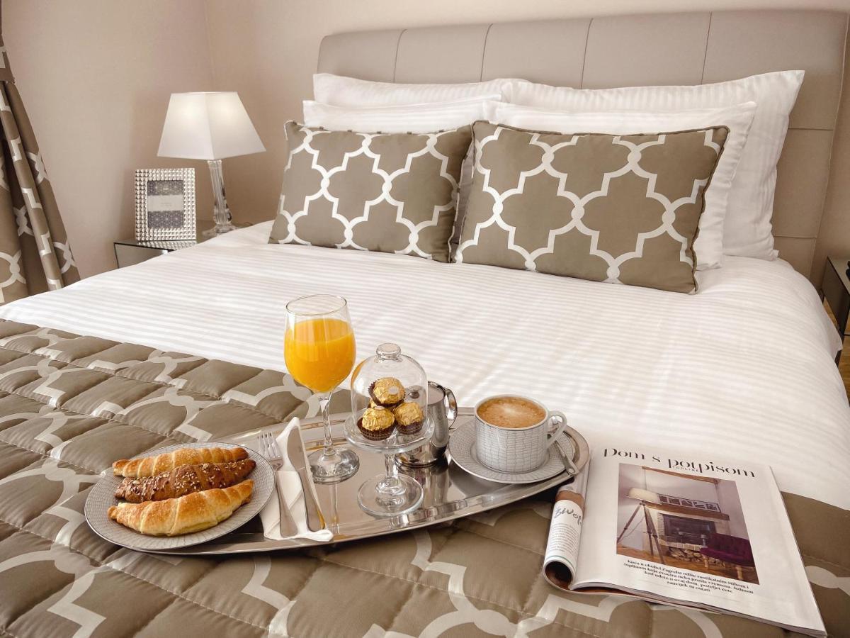 Tiffany Lux Apartment Требине Екстериор снимка