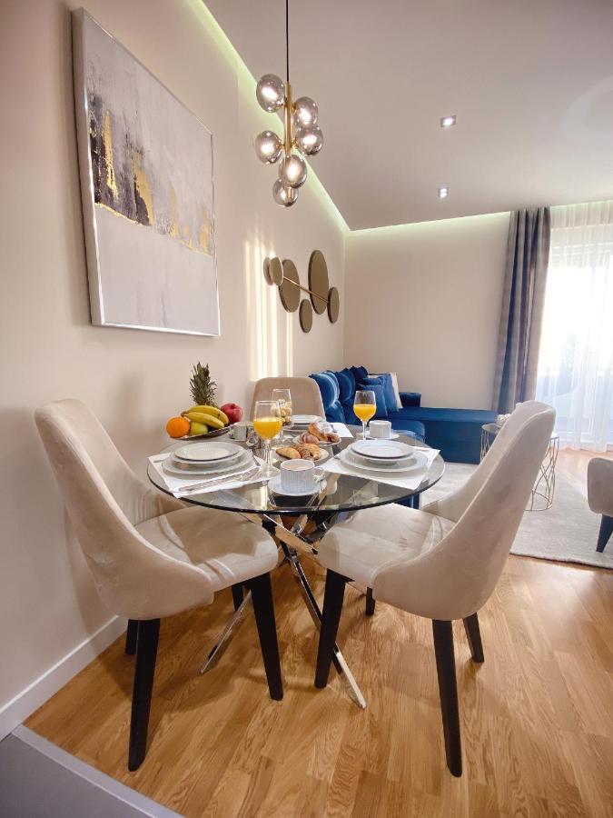 Tiffany Lux Apartment Требине Екстериор снимка