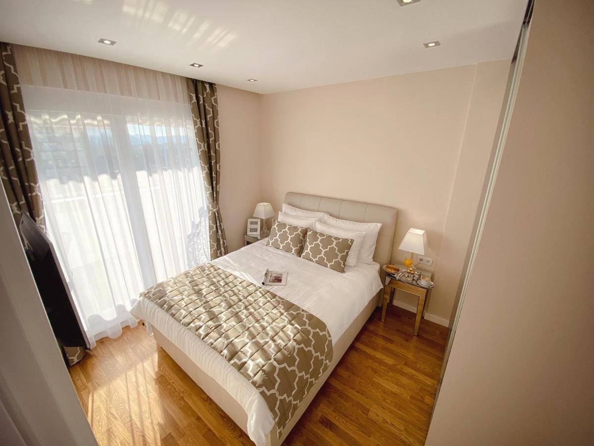 Tiffany Lux Apartment Требине Екстериор снимка
